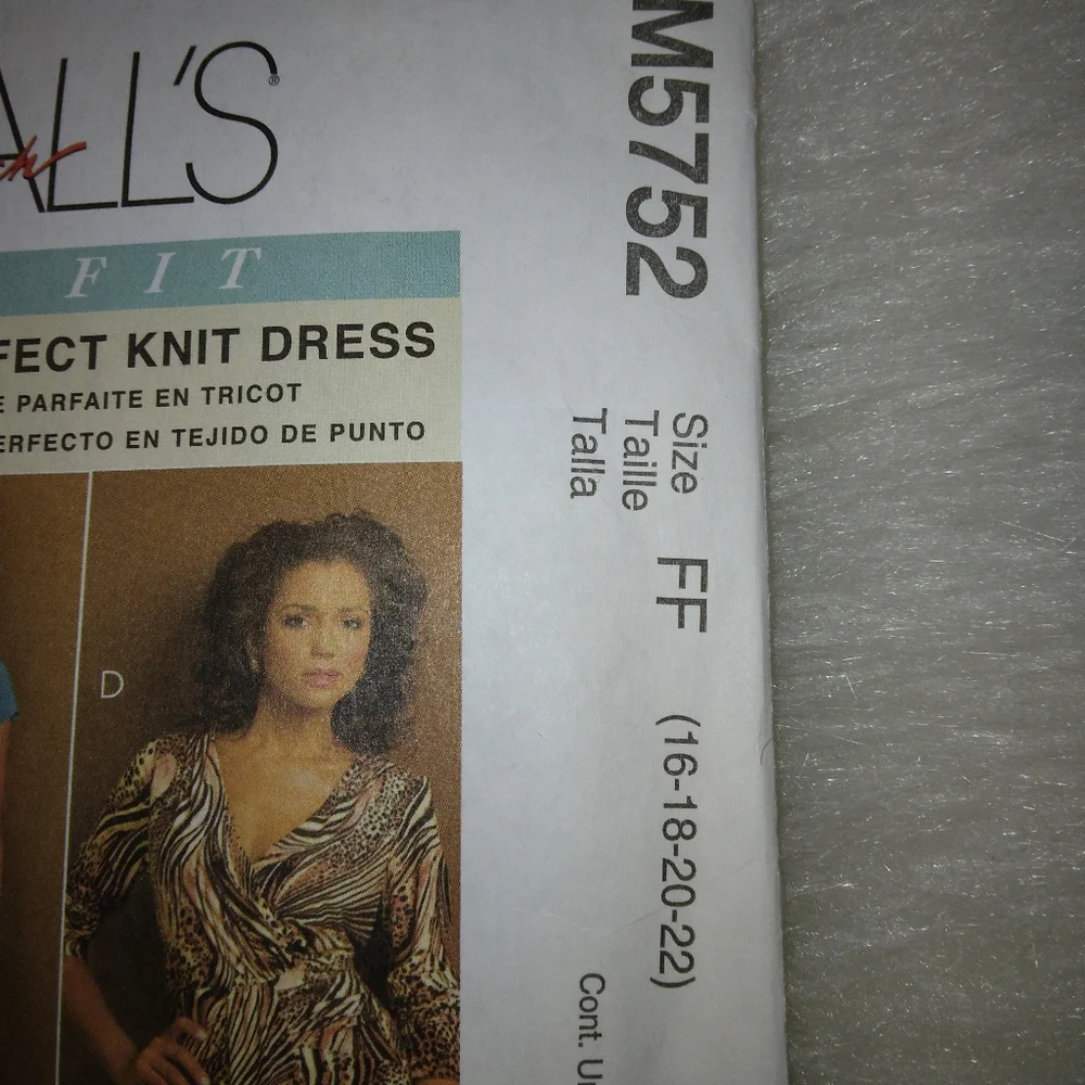 MCCALL'S M5752 Sz 16-22, The Perfect Knit Dress , Palmer/Plersch fit